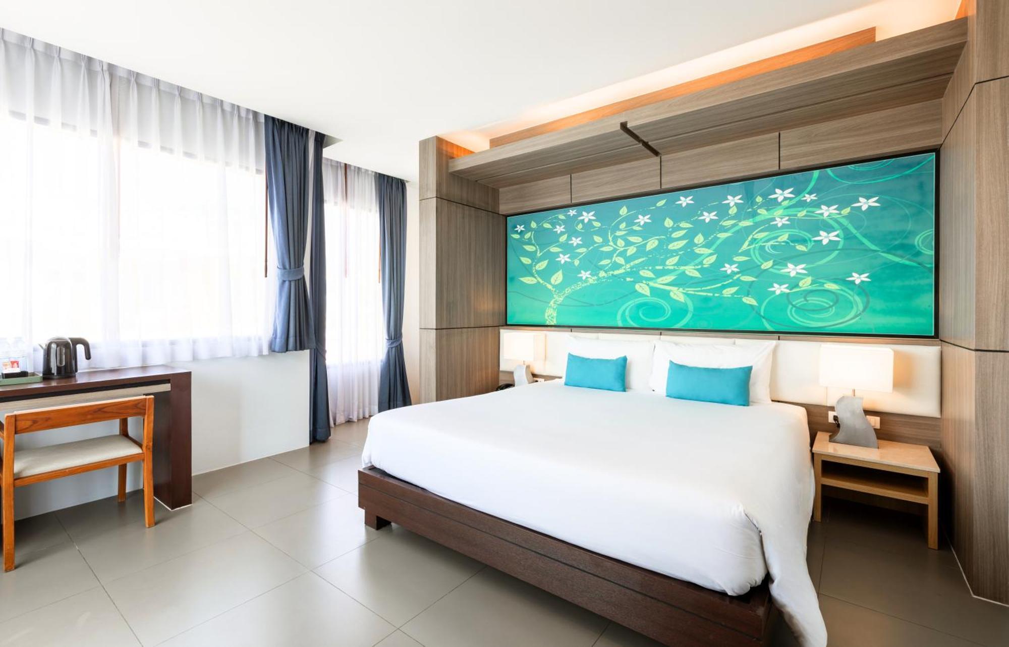 Patong The Marina Phuket Hotel מראה חיצוני תמונה